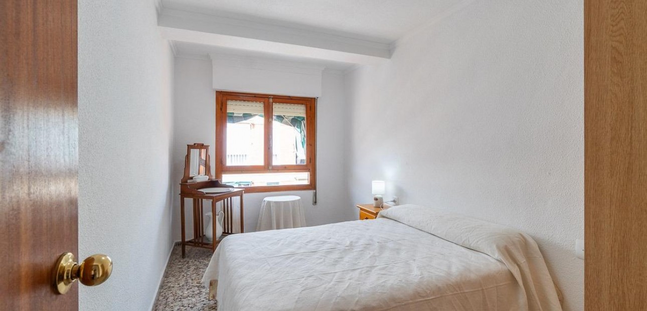 Venta - Ático -
Torrevieja - Playa de los Naufragos