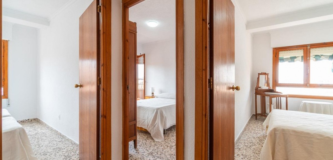 Venta - Ático -
Torrevieja - Playa de los Naufragos