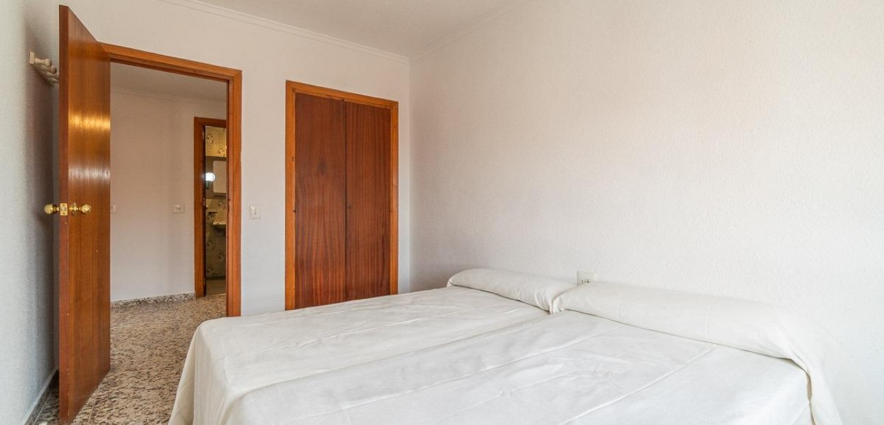 Venta - Ático -
Torrevieja - Playa de los Naufragos