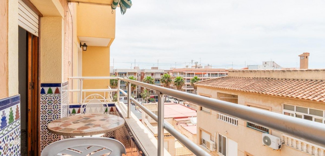 Venta - Ático -
Torrevieja - Playa de los Naufragos