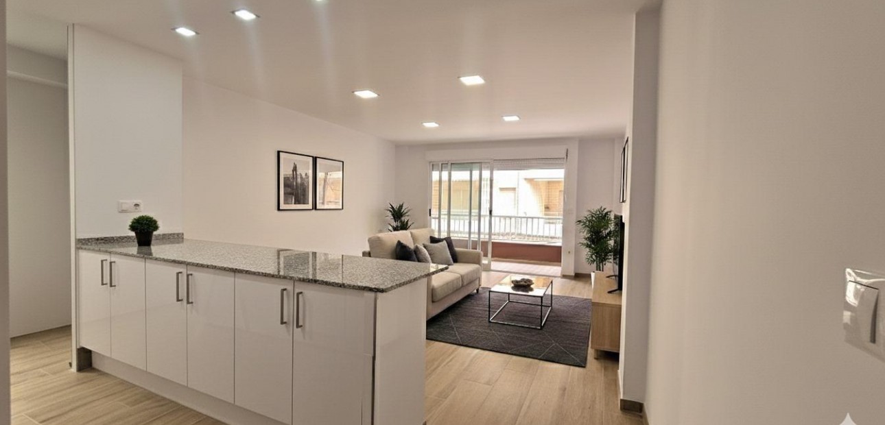 Herverkoop - Appartement / flat -
Torrevieja - La Mata