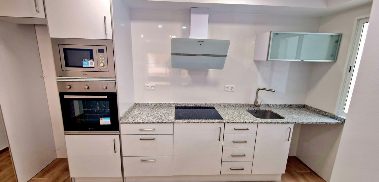 Herverkoop - Appartement / flat -
Torrevieja - La Mata