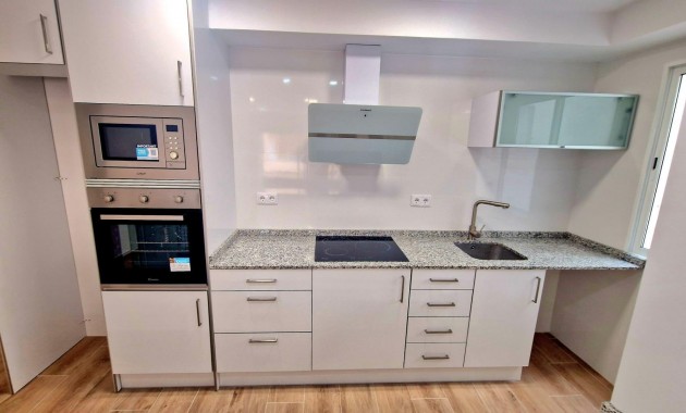 Herverkoop - Appartement / flat -
Torrevieja - La Mata