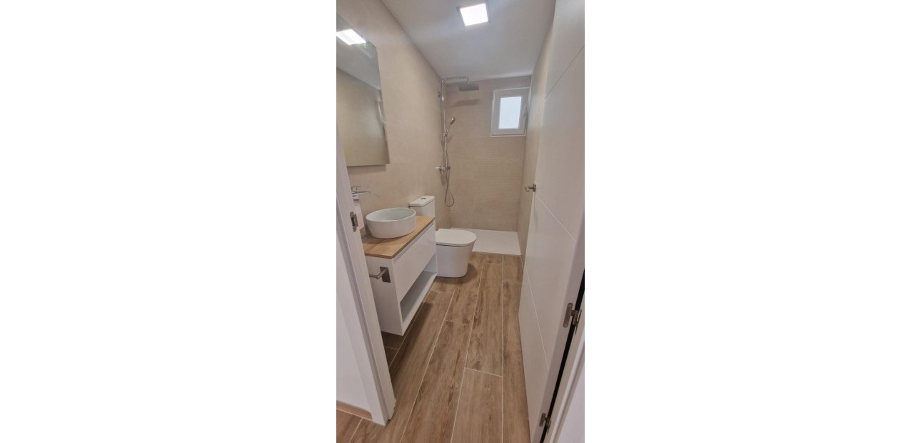 Herverkoop - Appartement / flat -
Torrevieja - La Mata