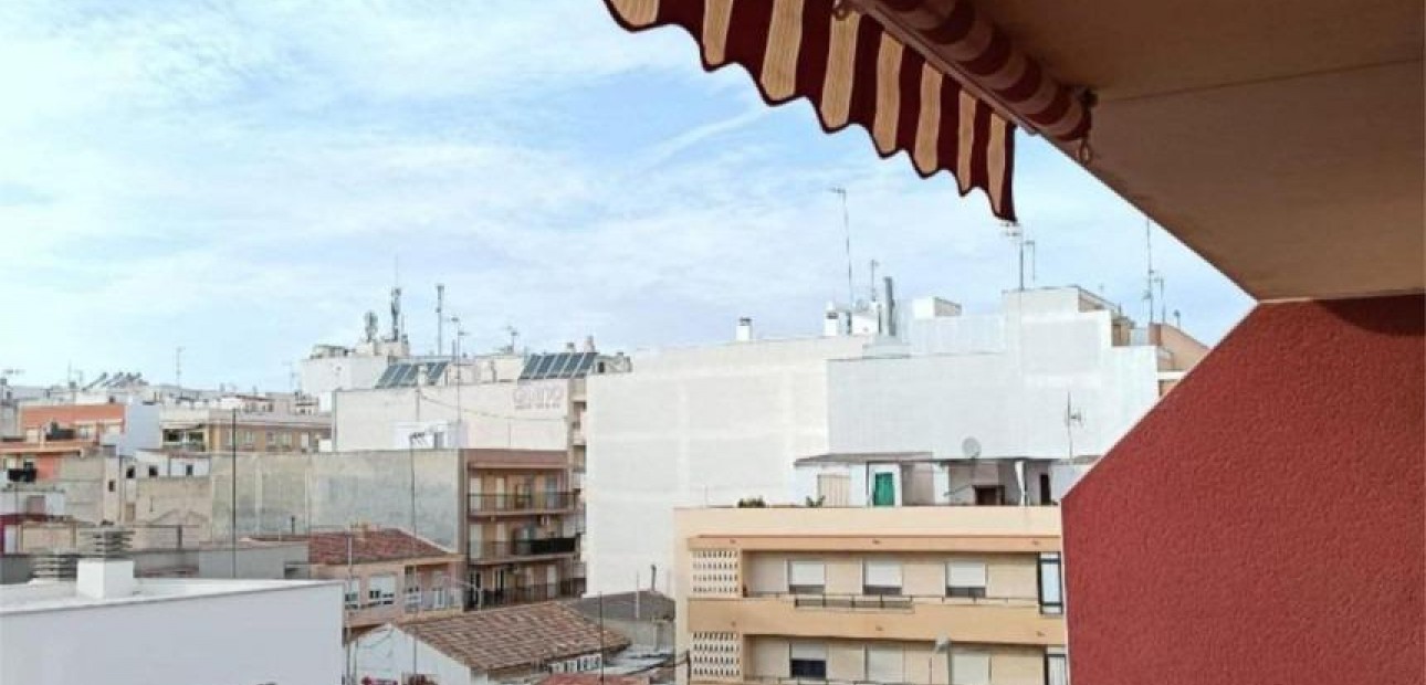 Herverkoop - Appartement / flat -
Guardamar del Segura - Pueblo