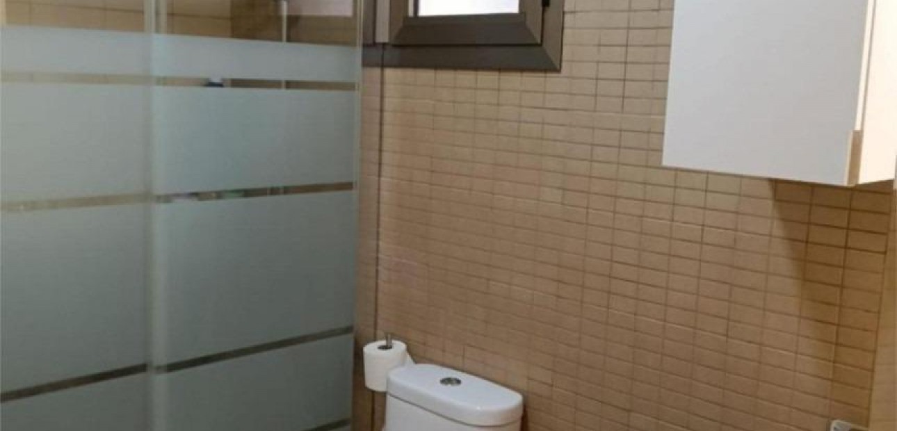 Herverkoop - Appartement / flat -
Guardamar del Segura - Pueblo