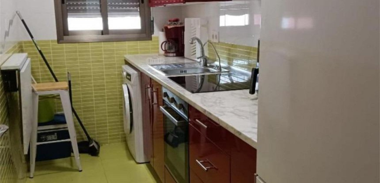 Herverkoop - Appartement / flat -
Guardamar del Segura - Pueblo