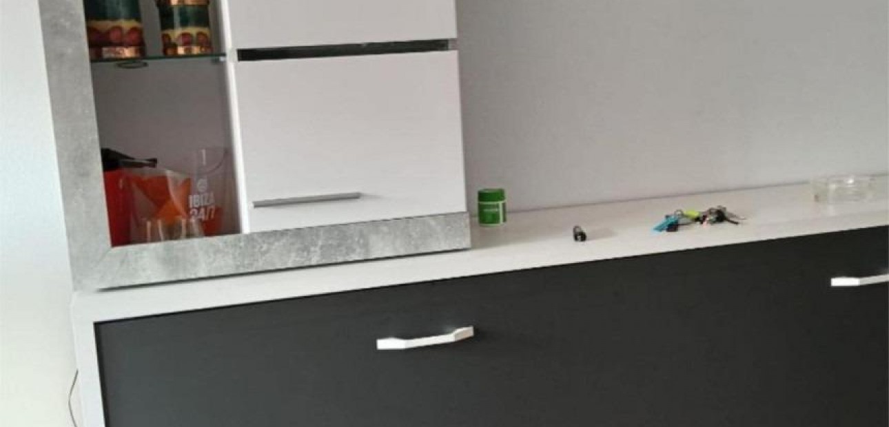 Herverkoop - Appartement / flat -
Guardamar del Segura - Pueblo