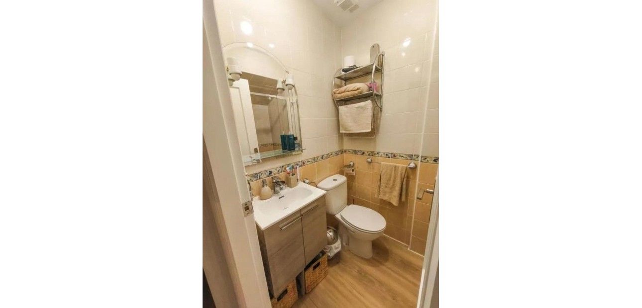 Sale - Villa -
Guardamar del Segura - Urb el raso