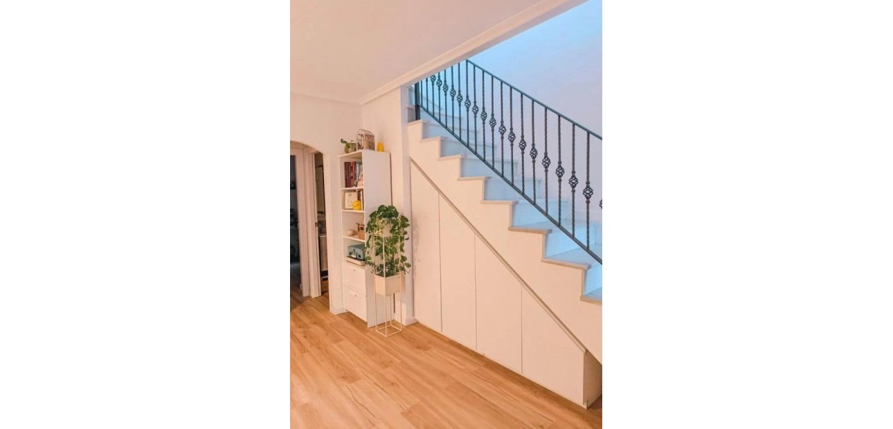 Sale - Villa -
Guardamar del Segura - Urb el raso