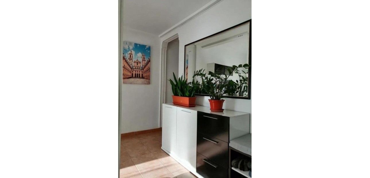 Herverkoop - Appartement / flat -
Alicante - Garbinet-Parque de las Avenidas