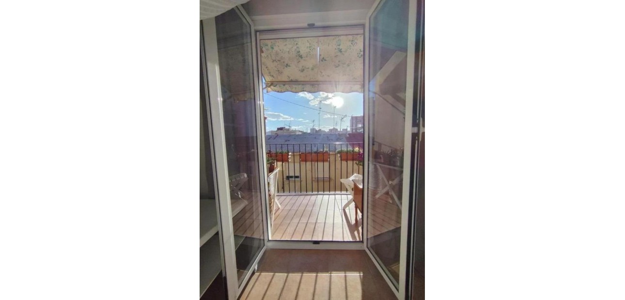 Herverkoop - Appartement / flat -
Alicante - Garbinet-Parque de las Avenidas