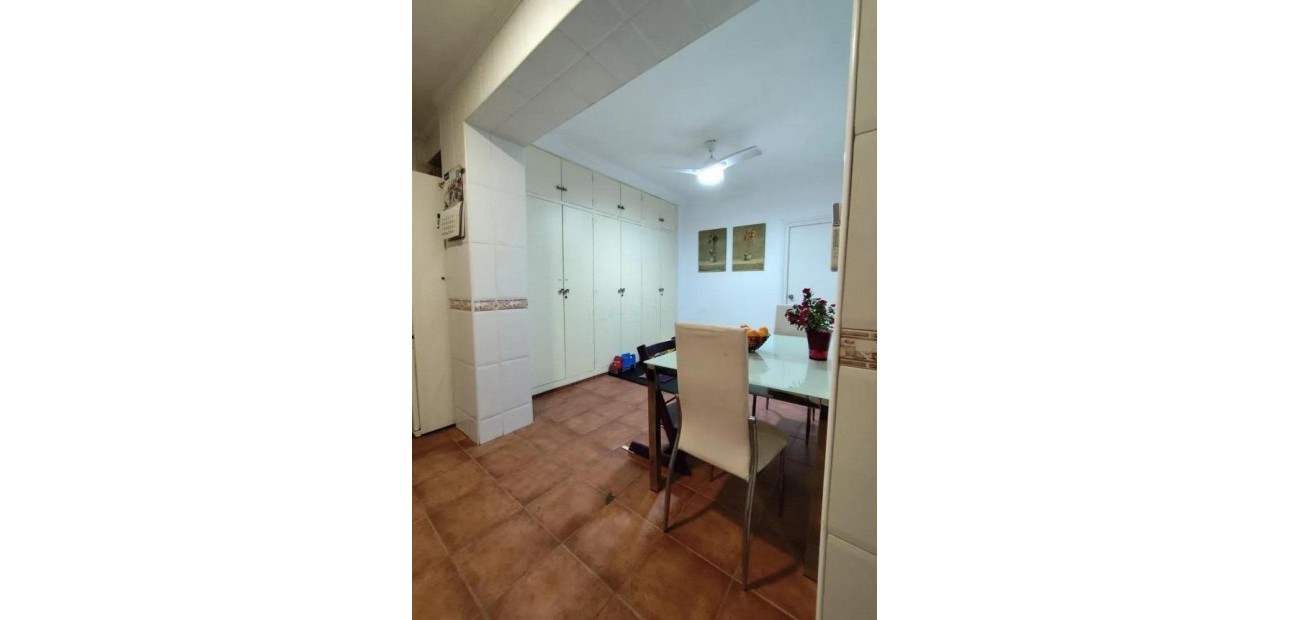 Herverkoop - Appartement / flat -
Alicante - Garbinet-Parque de las Avenidas