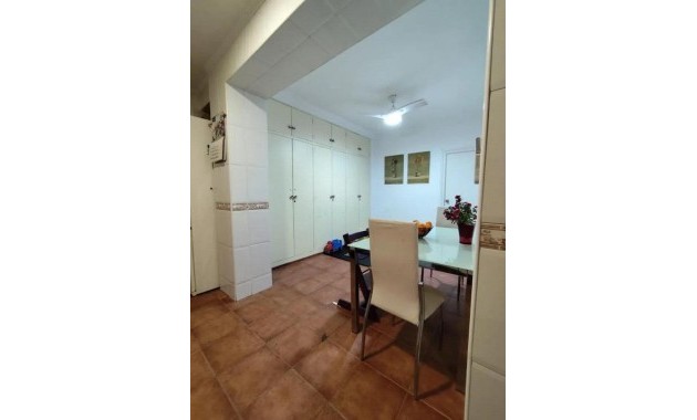 Herverkoop - Appartement / flat -
Alicante - Garbinet-Parque de las Avenidas