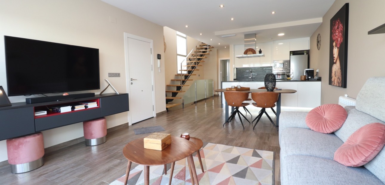 Herverkoop - Semi Detached Villa -
Daya Vieja - Daya Vieja - Town