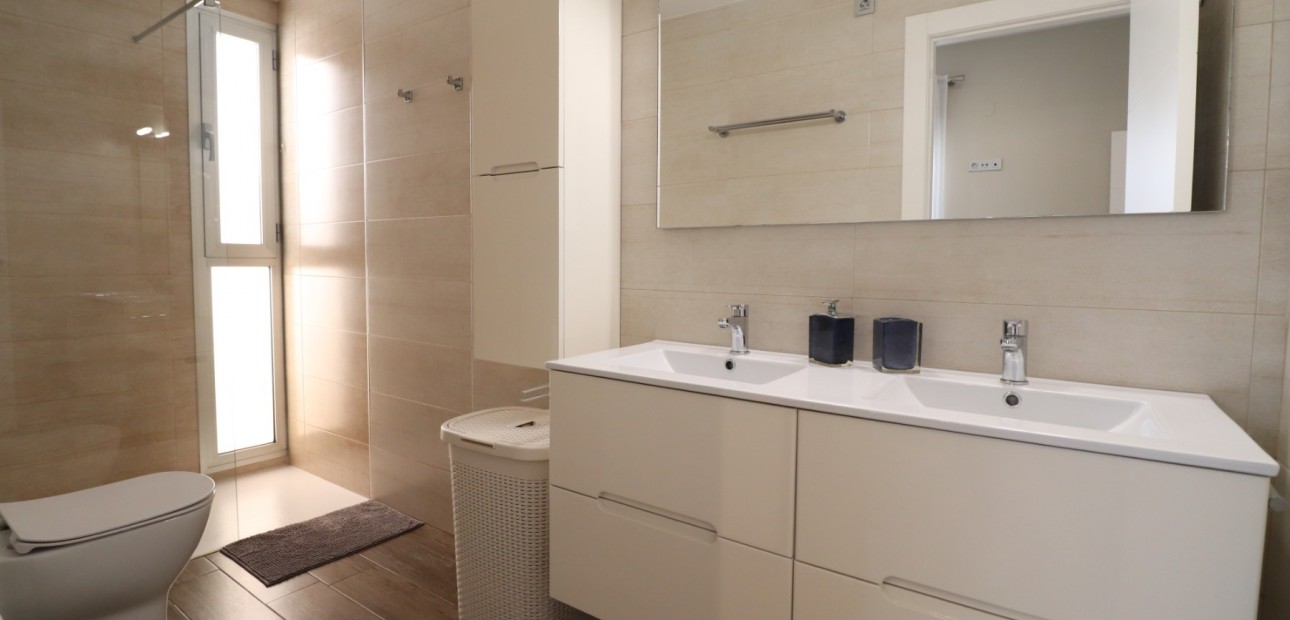 Herverkoop - Semi Detached Villa -
Daya Vieja - Daya Vieja - Town