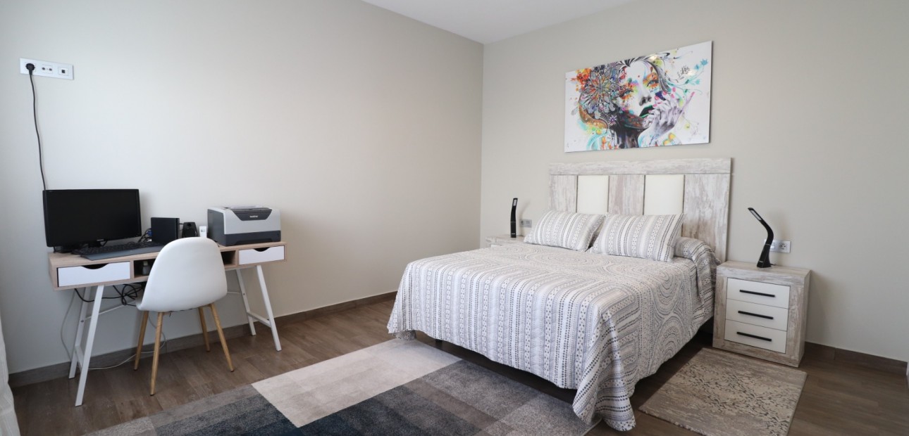 Herverkoop - Semi Detached Villa -
Daya Vieja - Daya Vieja - Town