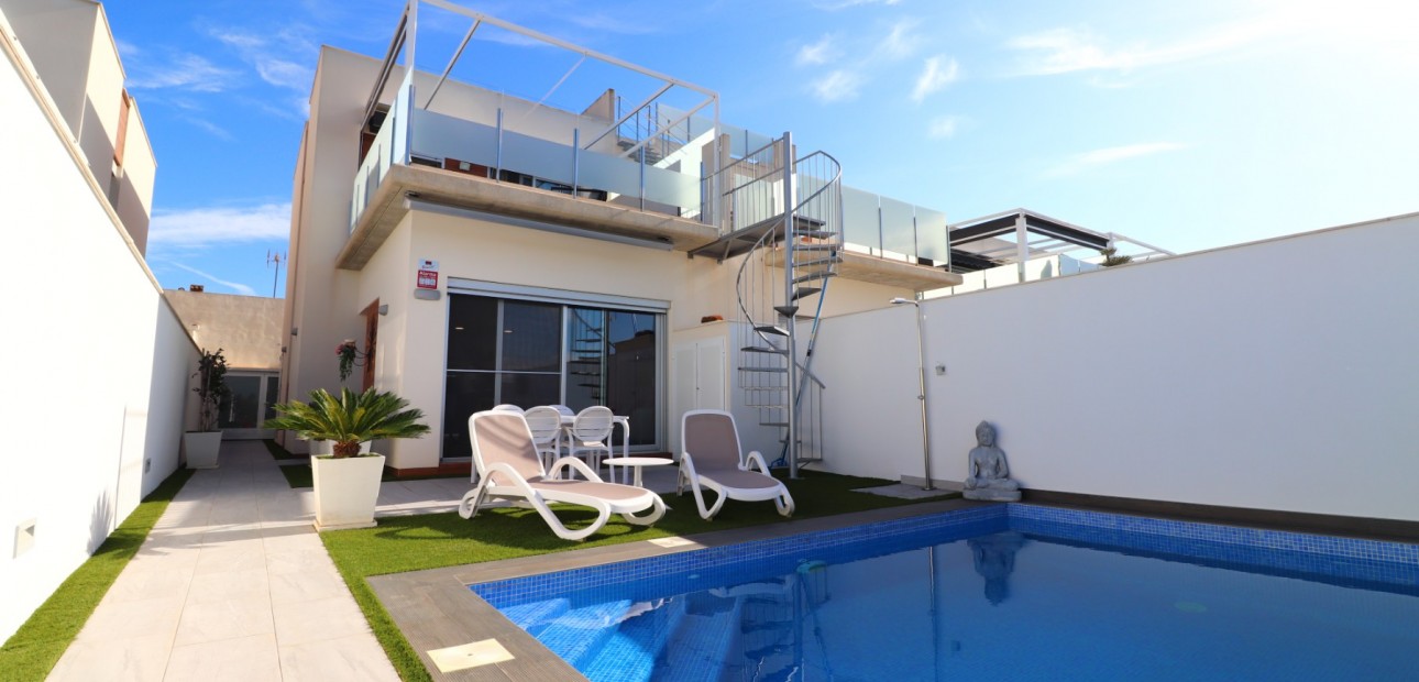 Herverkoop - Semi Detached Villa -
Daya Vieja - Daya Vieja - Town