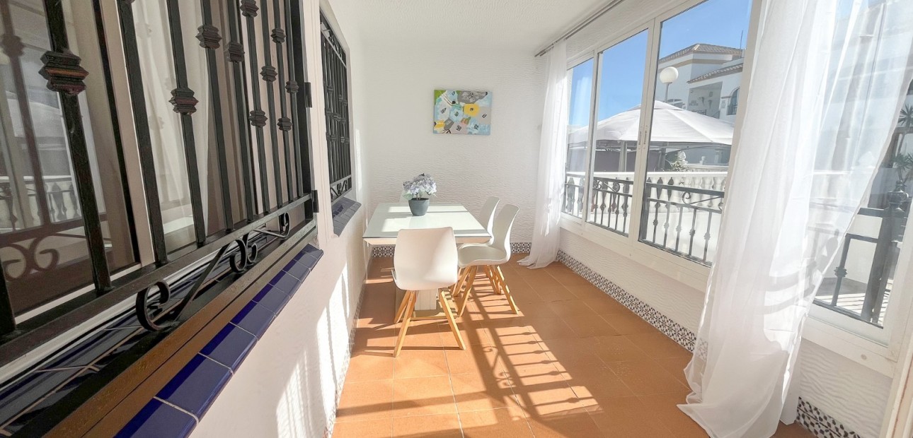 Herverkoop - Appartement / flat -
Los Montesinos - Entre Naranjos / Vistabella Golf