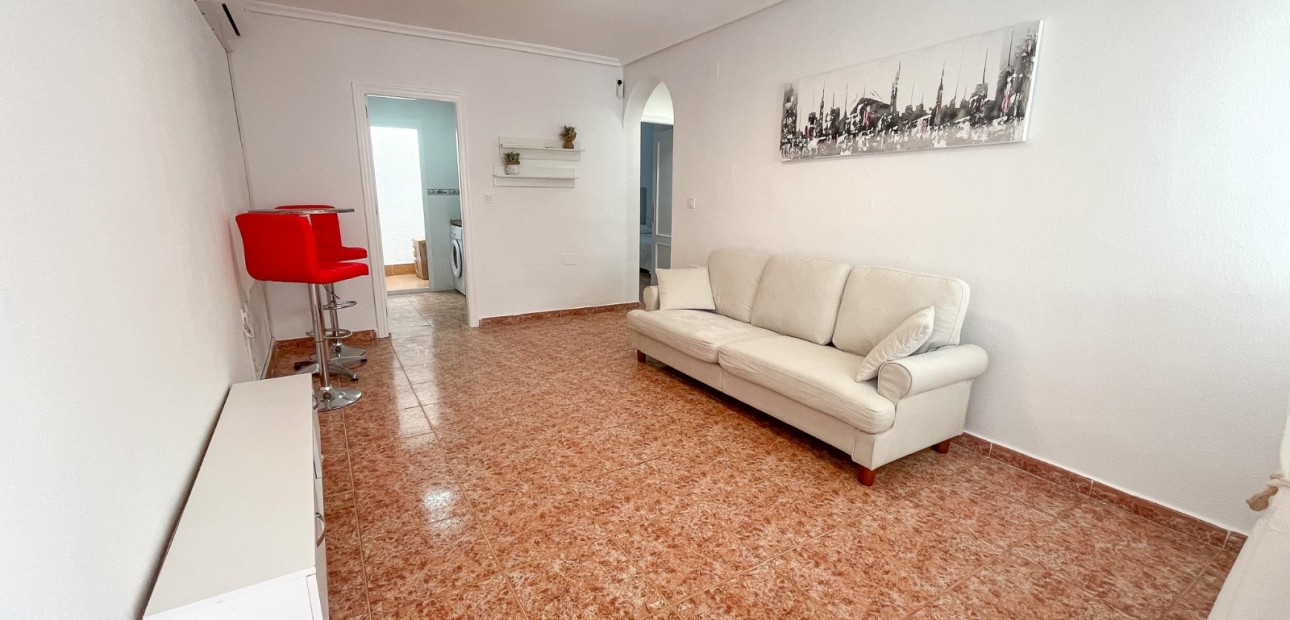 Herverkoop - Appartement / flat -
Los Montesinos - Entre Naranjos / Vistabella Golf