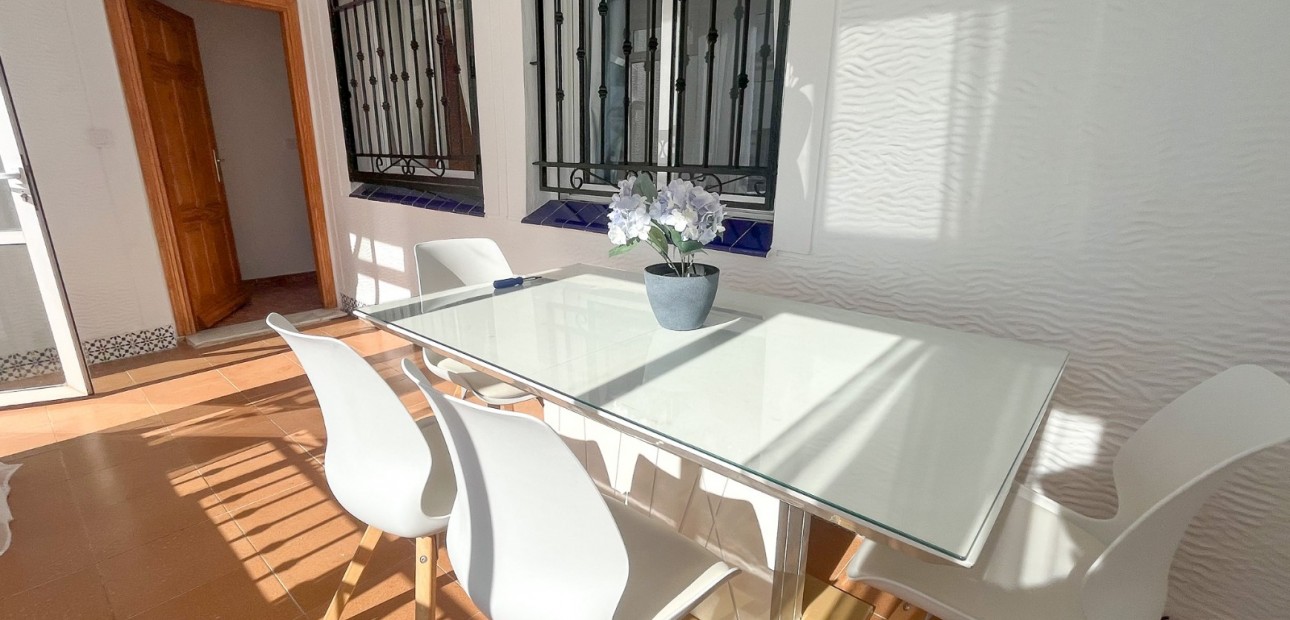 Herverkoop - Appartement / flat -
Los Montesinos - Entre Naranjos / Vistabella Golf