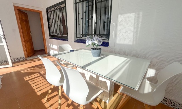 Herverkoop - Appartement / flat -
Los Montesinos - Entre Naranjos / Vistabella Golf