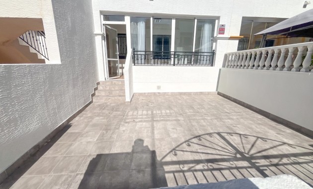 Herverkoop - Appartement / flat -
Los Montesinos - Entre Naranjos / Vistabella Golf