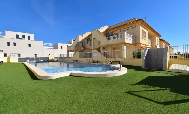 Sale - Apartment / flat -
Orihuela Costa - Playa Flamenca