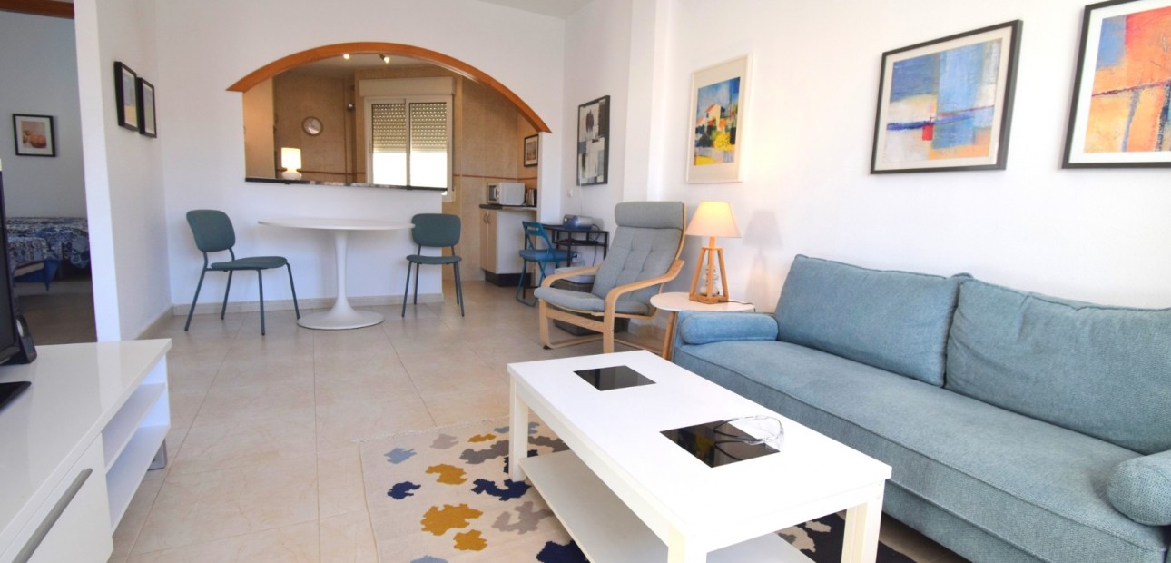 Sale - Apartment / flat -
Orihuela Costa - Playa Flamenca