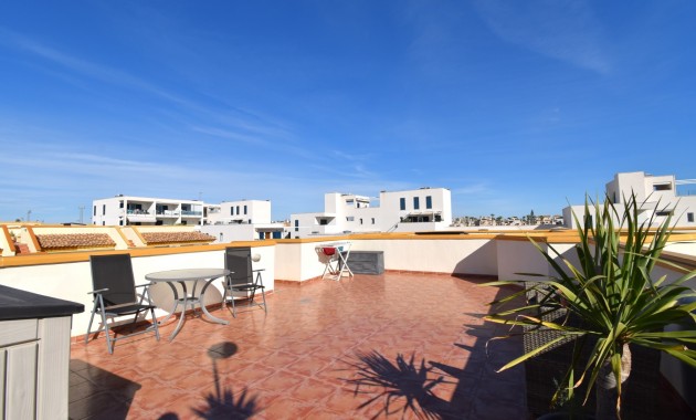 Sale - Apartment / flat -
Orihuela Costa - Playa Flamenca