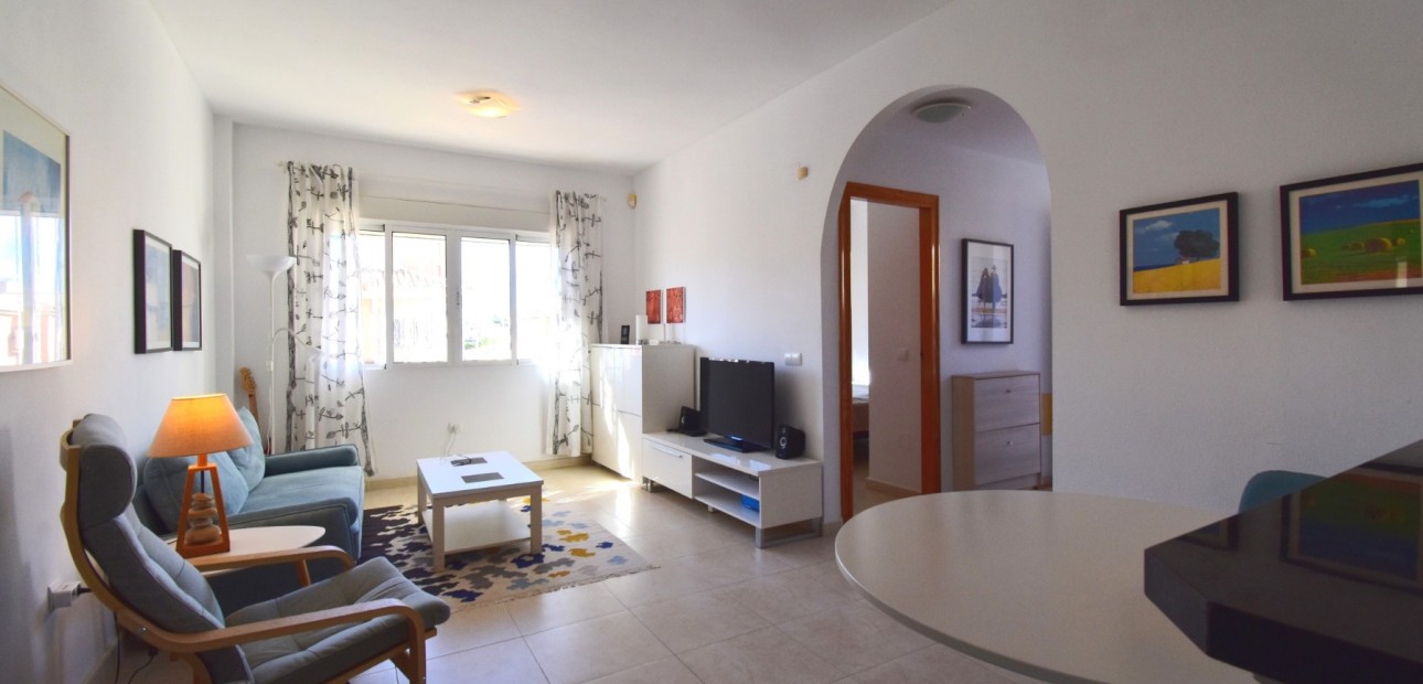 Sale - Apartment / flat -
Orihuela Costa - Playa Flamenca