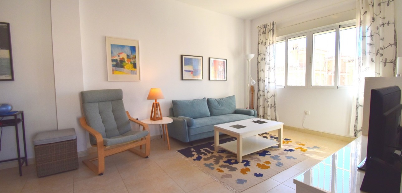 Sale - Apartment / flat -
Orihuela Costa - Playa Flamenca