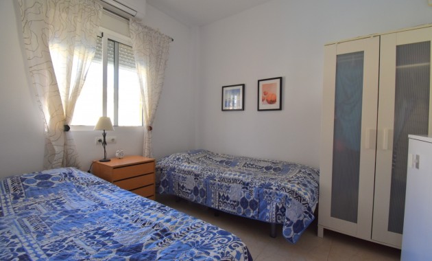Sale - Apartment / flat -
Orihuela Costa - Playa Flamenca