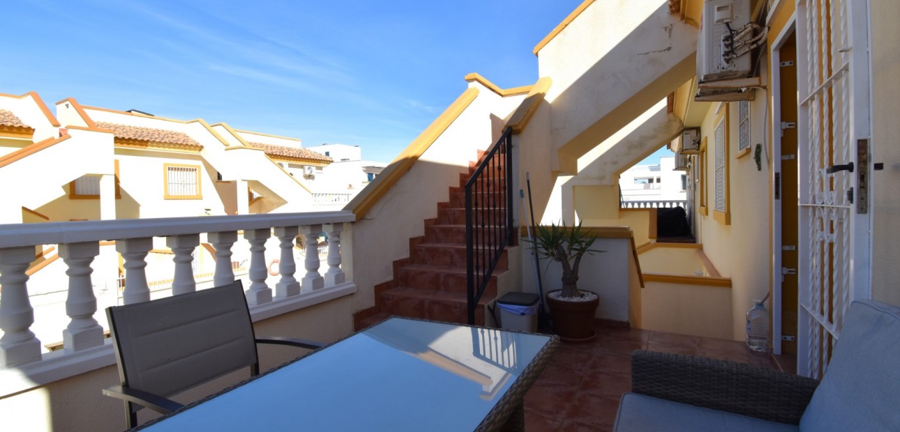 Sale - Apartment / flat -
Orihuela Costa - Playa Flamenca
