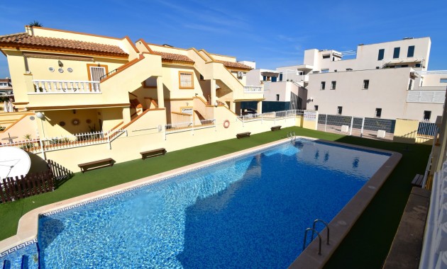 Sale - Apartment / flat -
Orihuela Costa - Playa Flamenca