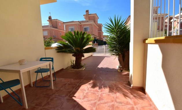 Sale - Apartment / flat -
Orihuela Costa - Playa Flamenca