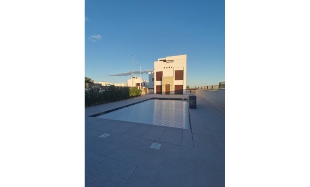 Nueva construcción  - Laguna Azul Villa -
Los Montesinos - La herrada