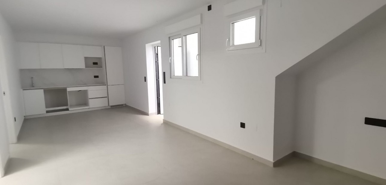 Nueva construcción  - Laguna Azul Villa -
Los Montesinos - La herrada