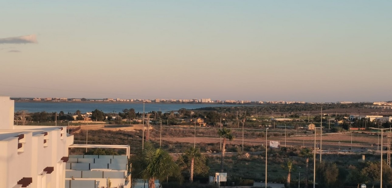 Nueva construcción  - Laguna Azul Villa -
Los Montesinos - La herrada