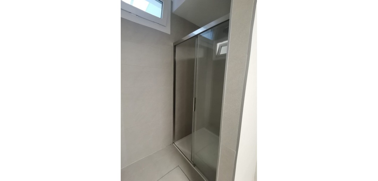 Nueva construcción  - Laguna Azul Villa -
Los Montesinos - La herrada