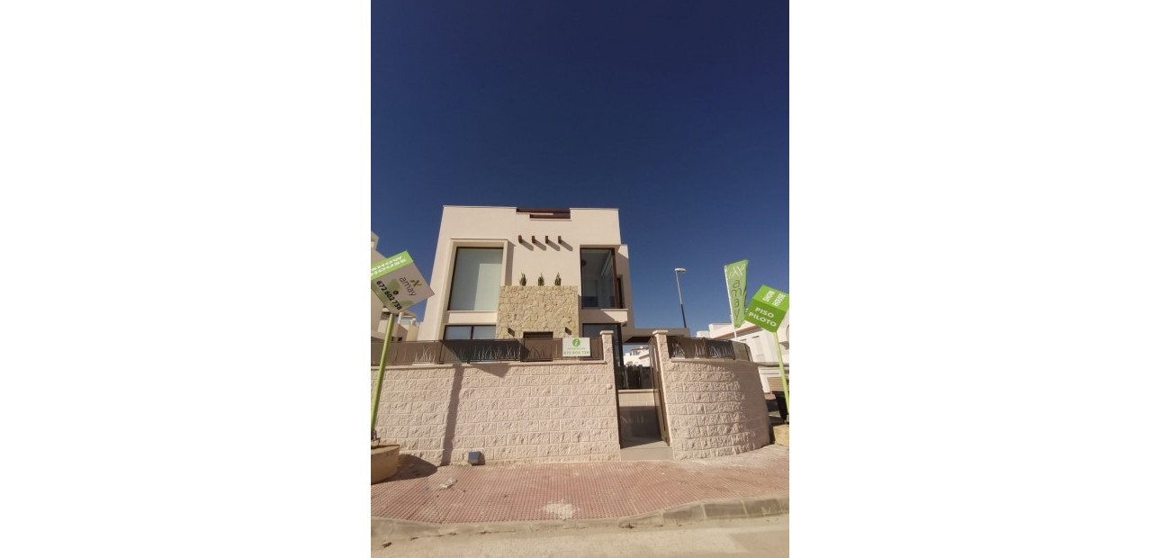 Nueva construcción  - Villa Laguna Azul -
Rojales - Ciudad Quesada