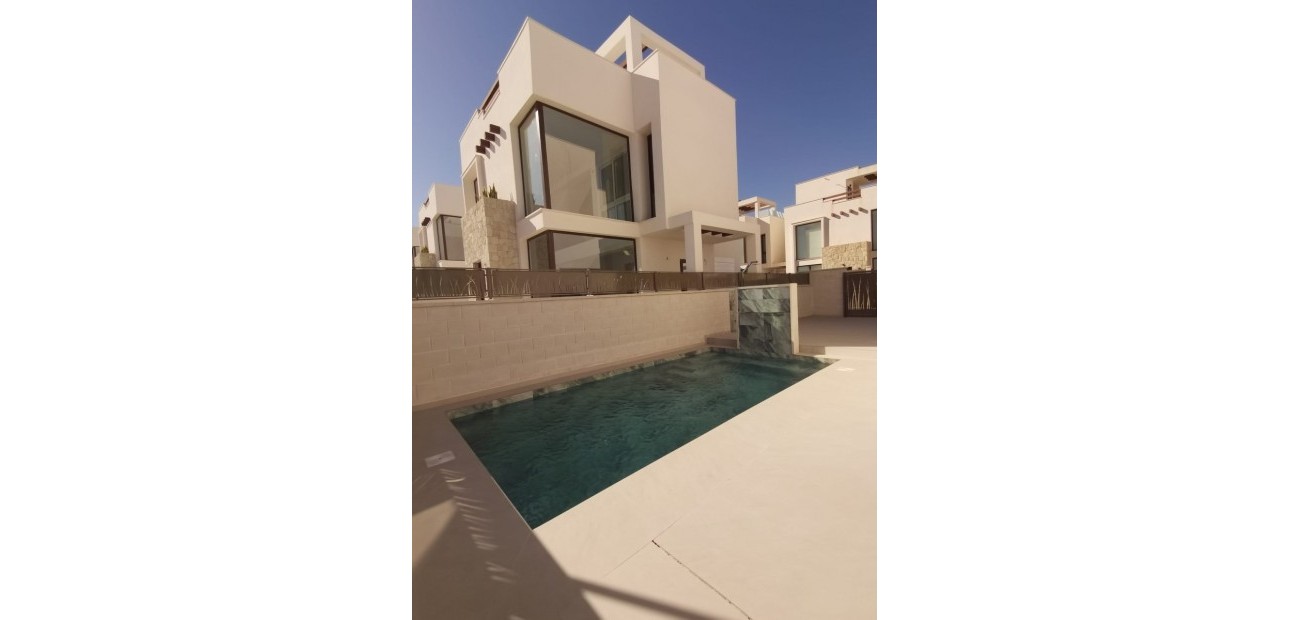 Nueva construcción  - Villa Laguna Azul -
Rojales - Ciudad Quesada