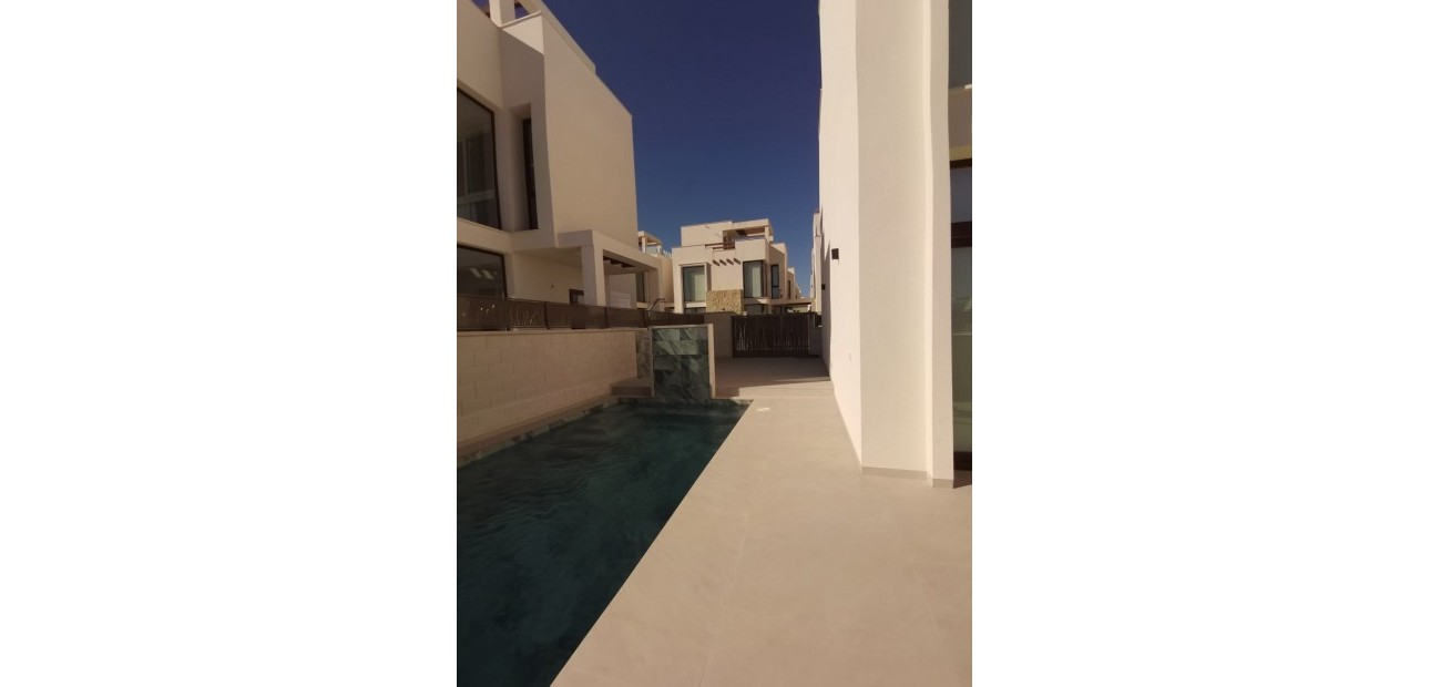 Nueva construcción  - Villa Laguna Azul -
Rojales - Ciudad Quesada