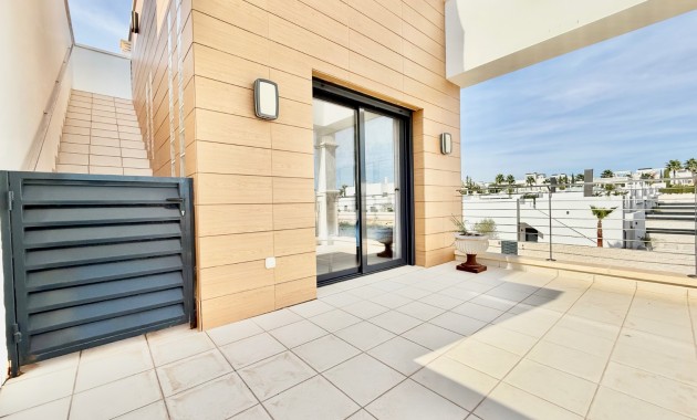 Herverkoop - Herenhuis -
Ciudad Quesada - Lo Marabu