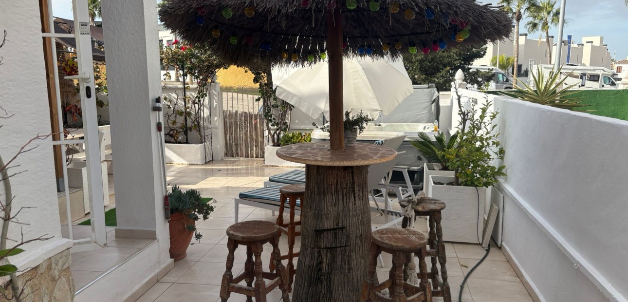 Sale - Townhouse -
Algorfa - Montemar