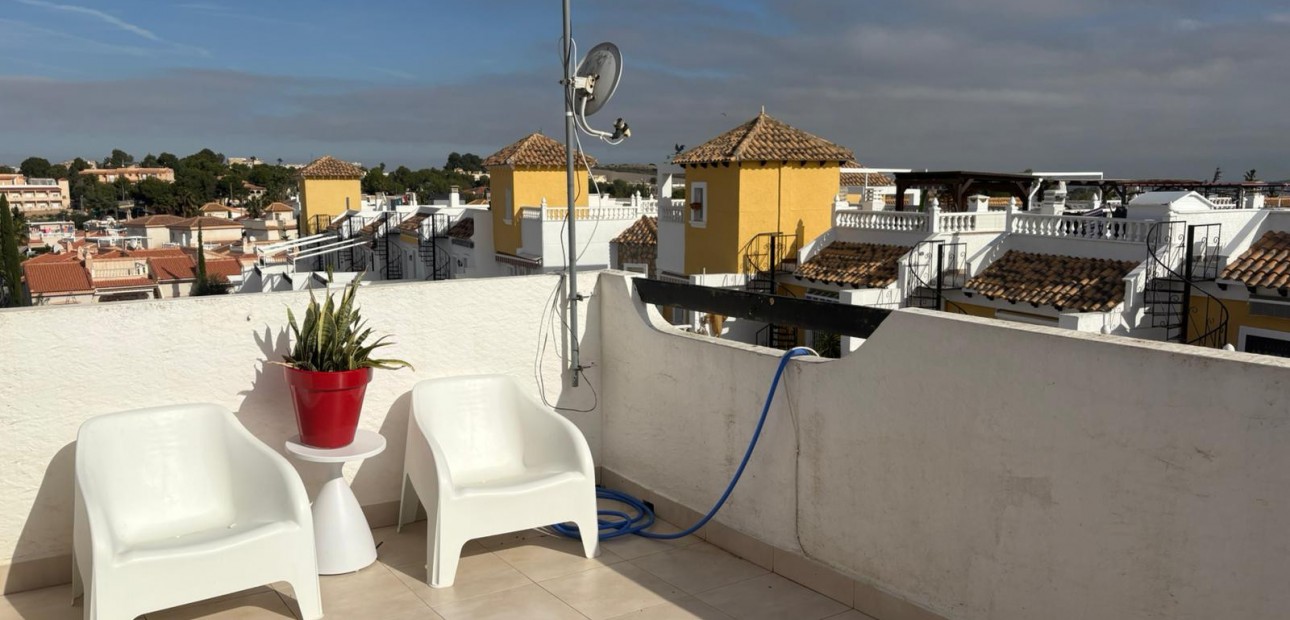 Sale - Townhouse -
Algorfa - Montemar