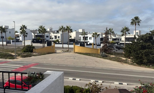 Sale - Townhouse -
Algorfa - Montemar