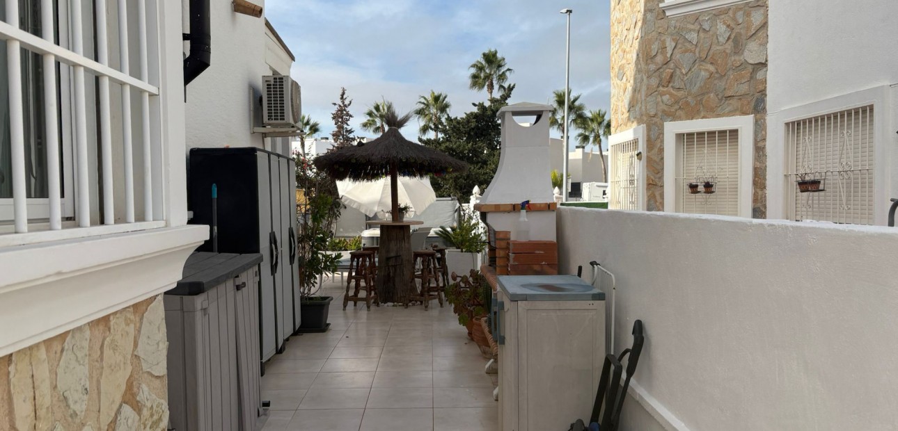Sale - Townhouse -
Algorfa - Montemar