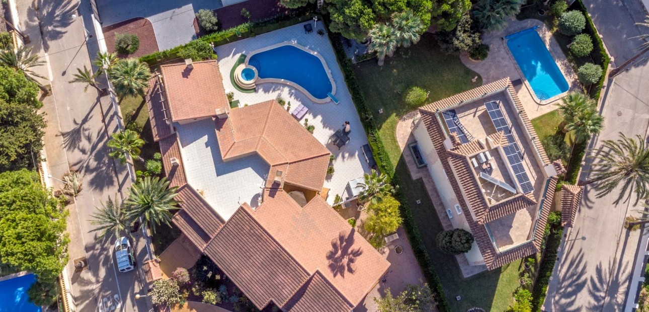 Sale - Detached Villa -
Orihuela Costa - Cabo Roig