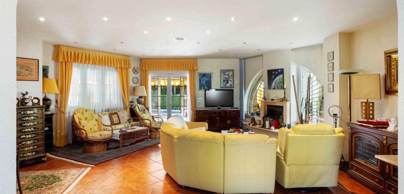 Sale - Detached Villa -
Orihuela Costa - Cabo Roig